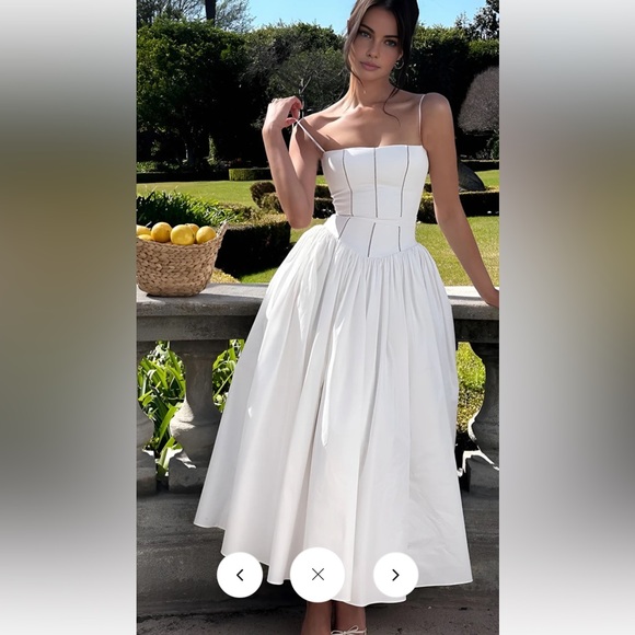 Commense Serendipity Frenchy Flowy Dress in Size S White - Picture 1 of 7